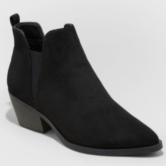 Universal Thread Sylvie Black Suede Like Ankle Boots Booties - Picture 1 of 7